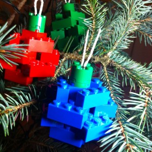 Simple Lego® Christmas Ornaments